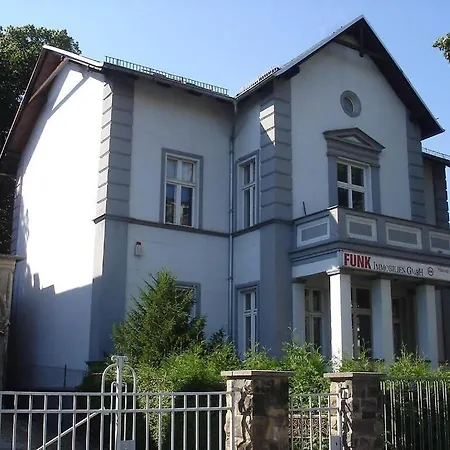 Apartment Grabbeallee Two *